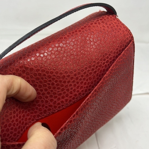 Nina Ricci Red Leather Pebbled Suede Combination Shoulder Bag Made in France - Picture 11 of 15